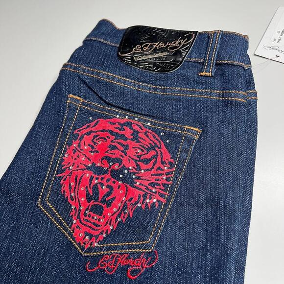 NWT Ed Hardy Women’s Jeans Size (W32 L33) Dark Wash Embroidered Tattoo Graphic - Picture 13 of 13